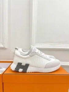 Hermès Bouncing Sneaker Vit — Shoes