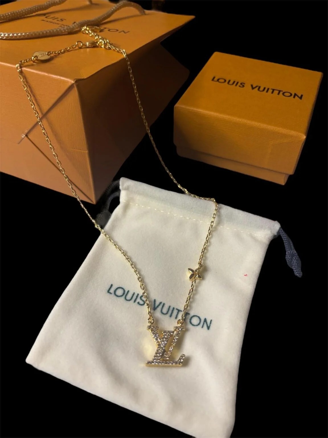LV Iconic Halsband Kristall Guld — Accessories