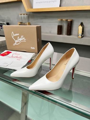 CL Kate 100 Vit Lack — Heels